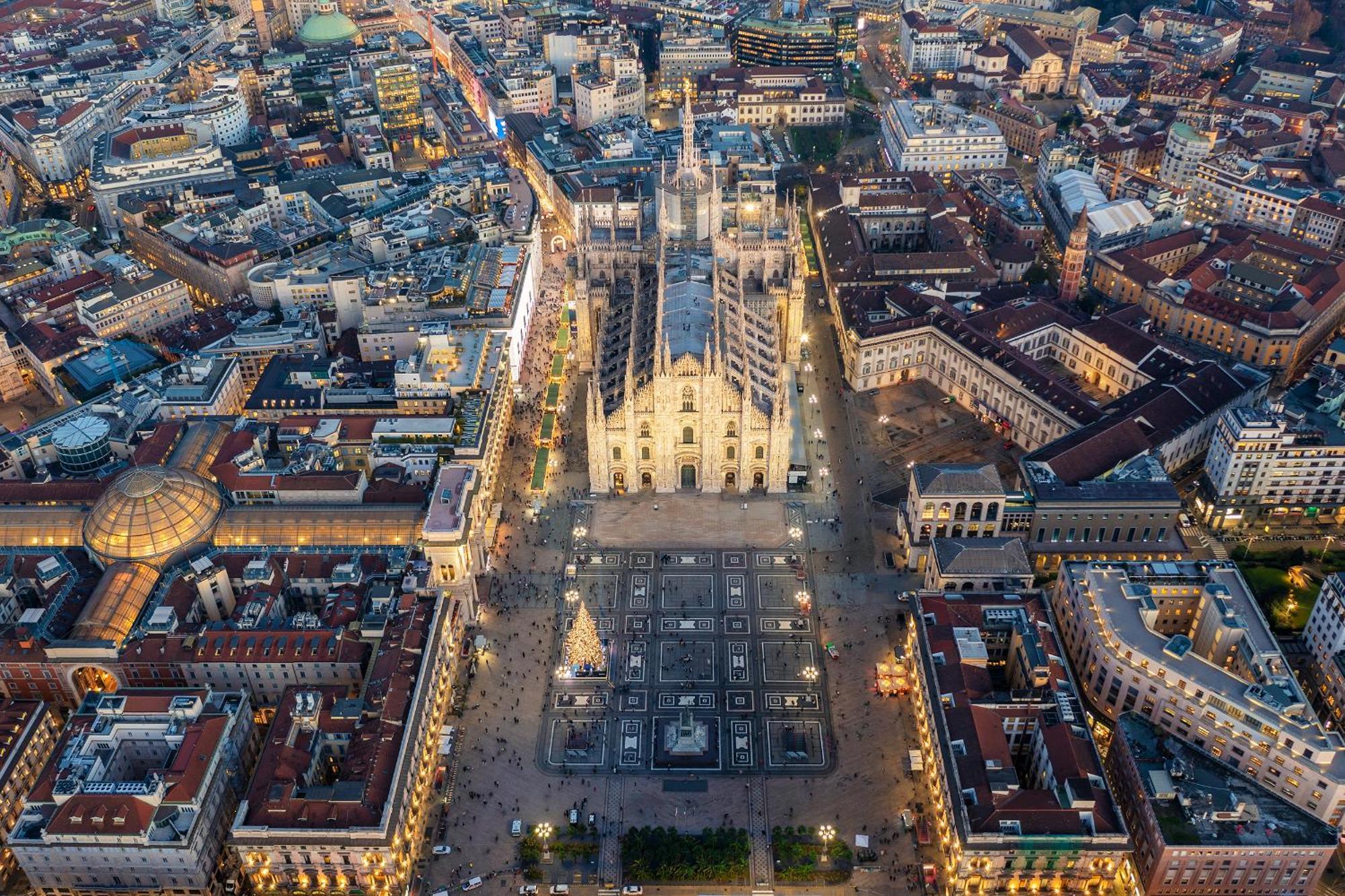 Free Parking - Duomo Centro Modern - Private Gym - Metro Appartamento Milano